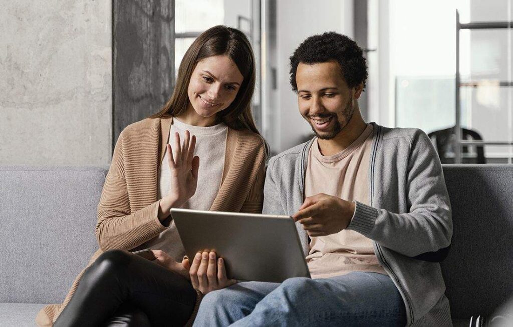 Key Skills for Financial Consultants- What You Need to Succeed?